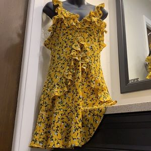 Beautiful yellow dress from boutique🌼🍃